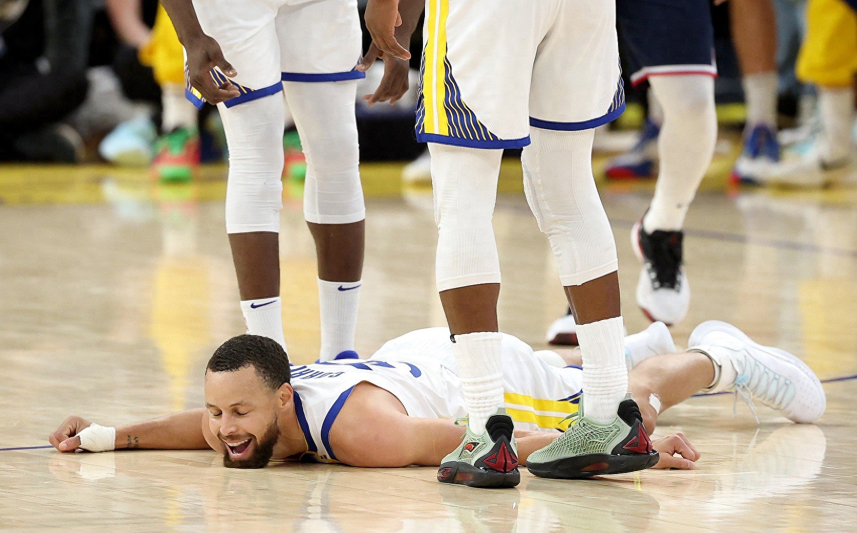 勇士遭遇失败,不敌奇才的简单介绍 勇士遭遇失败,不敌奇才的简单介绍