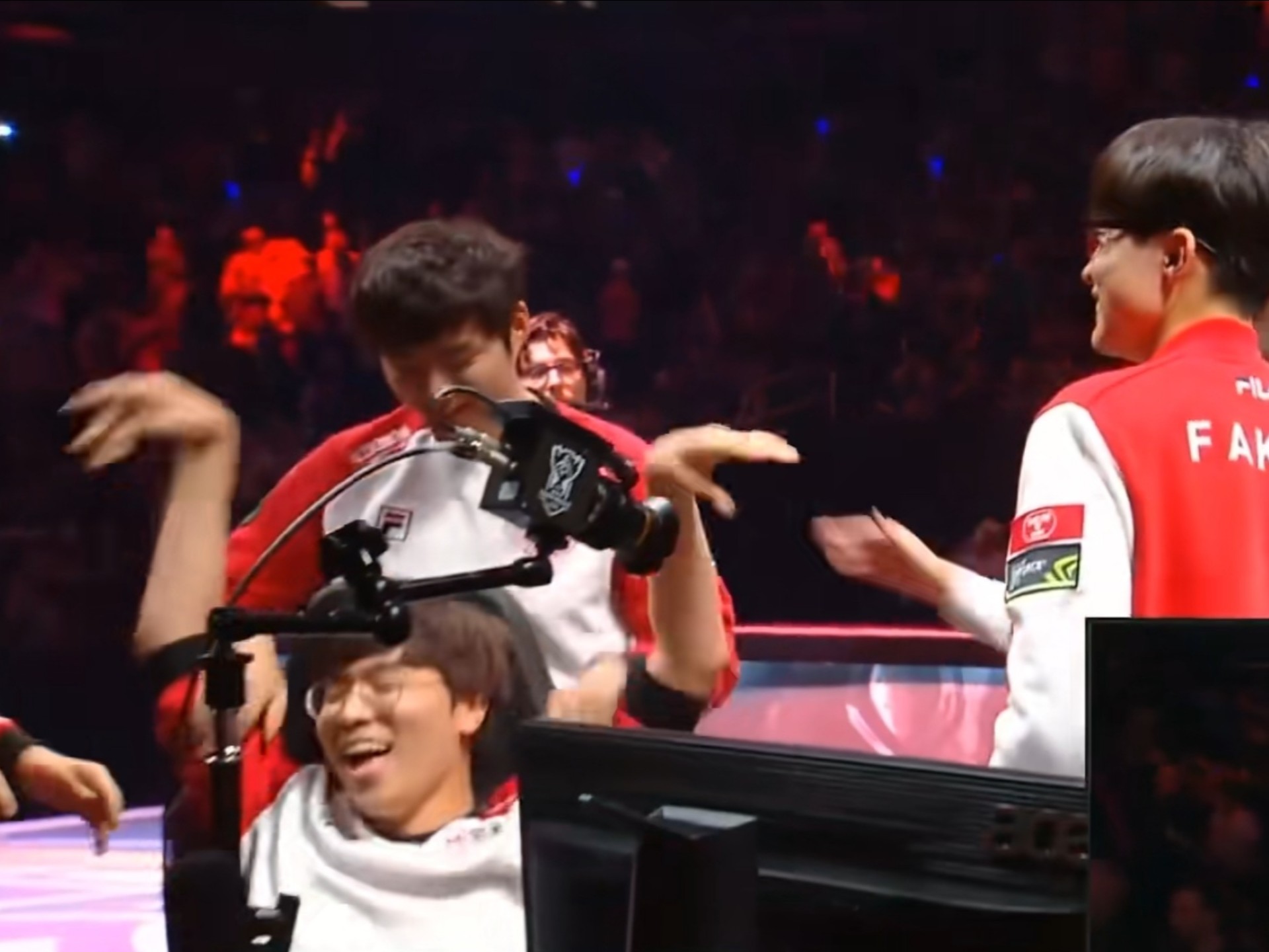 S赛赛事精彩瞬间盘点，年度回顾震撼登场