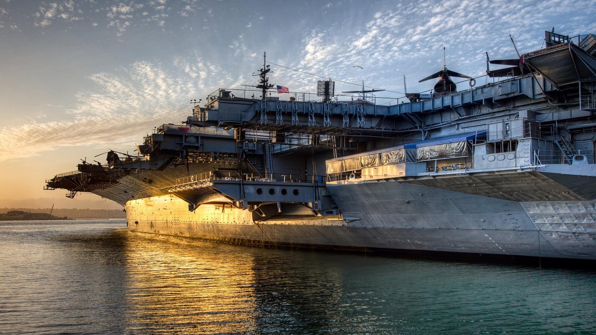 太阳炙烤掘金晋级，浓眉总决赛上演巨神降临