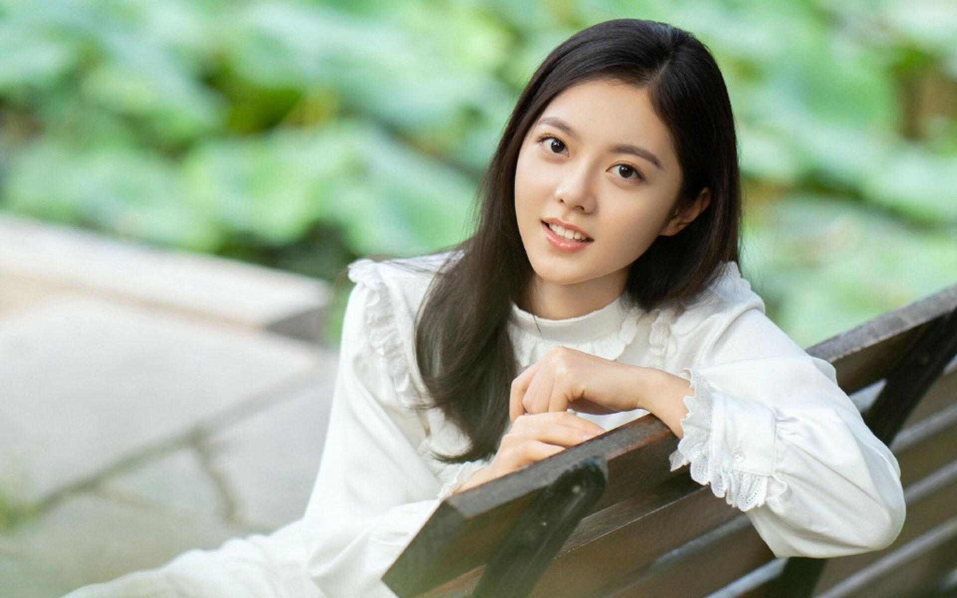 绿茵战场与赛道霸权，火力压制与接管比赛的艺术