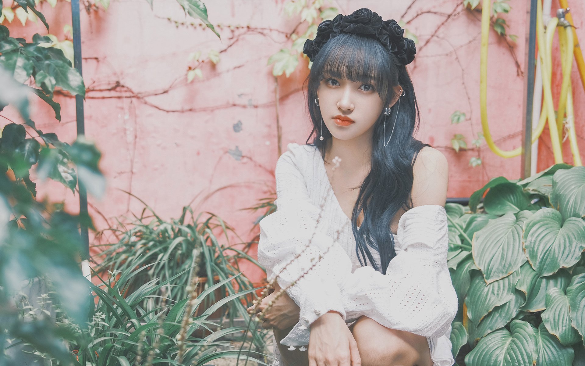 赛道与球场的交响，当利拉德引擎轰鸣于孟菲斯狭窄弯道